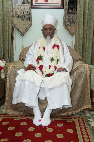 Aqaa Maulaa's Tasweer e ba-jamaal during the Milaad e Maymoon